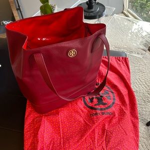 Tory Burch Michelle Tote with dustbag